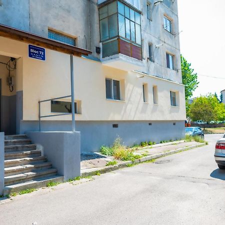 Appartement Relaxveld Galaxy à Curtea de Argeş Extérieur photo