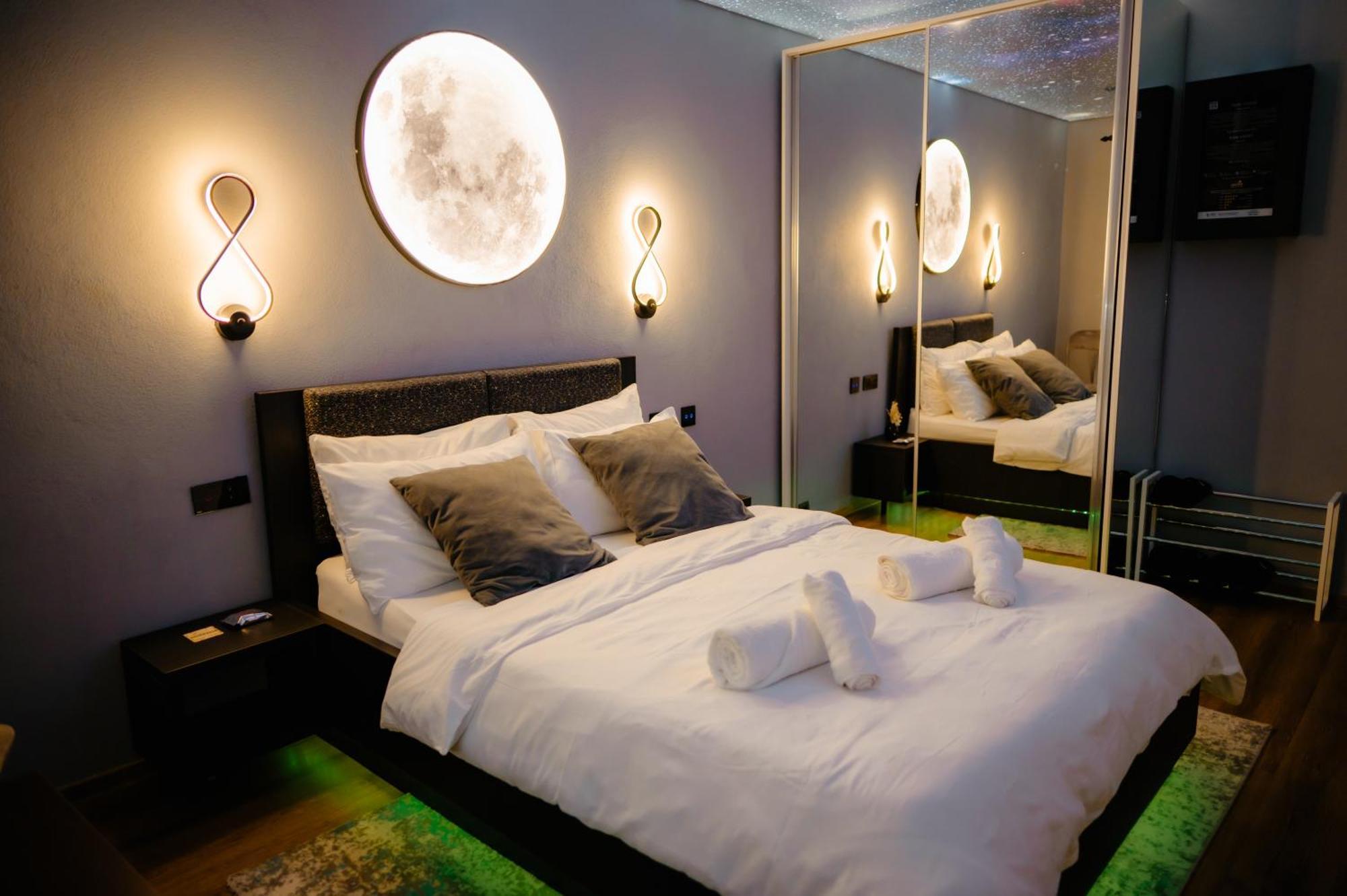 Appartement Relaxveld Galaxy à Curtea de Argeş Extérieur photo